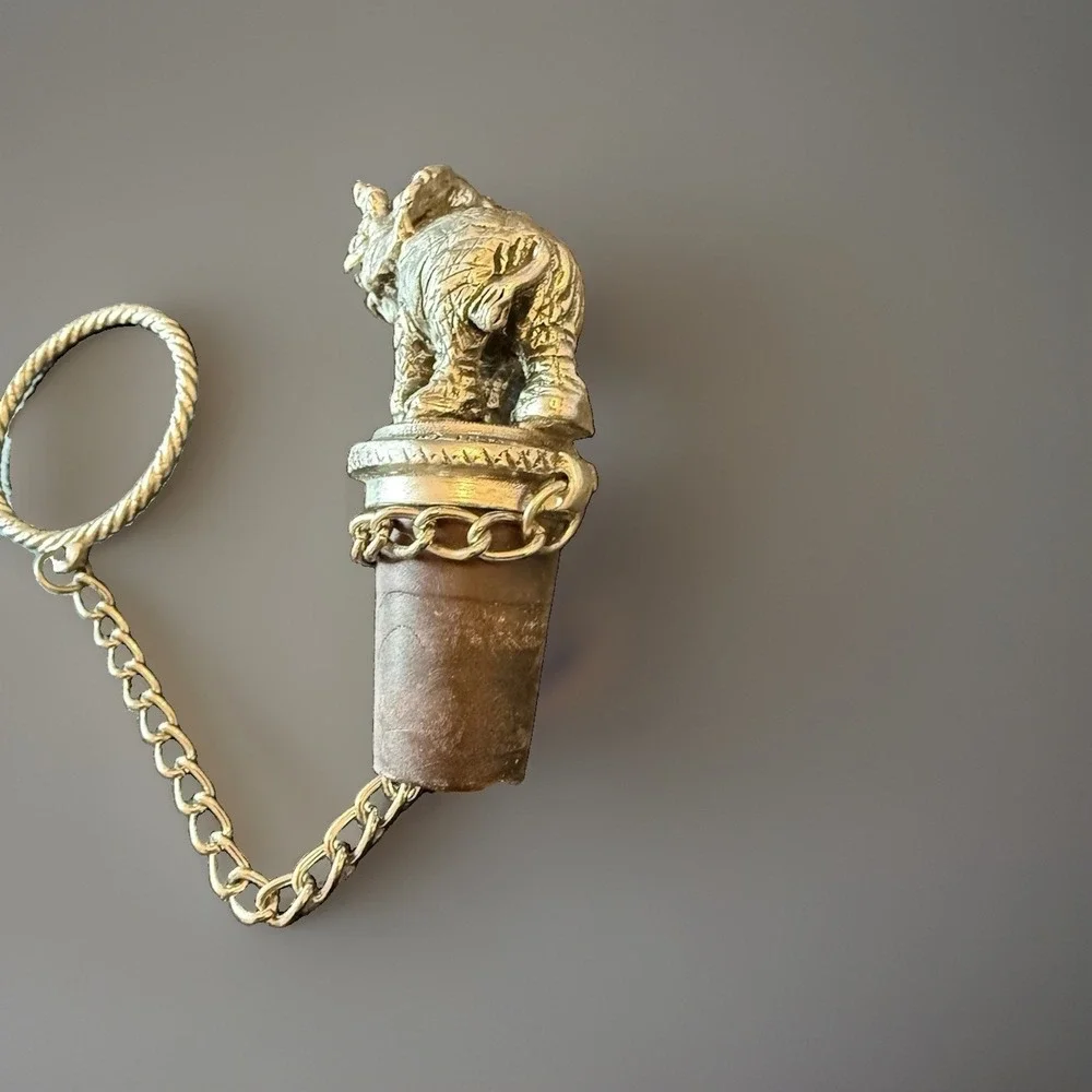 Vintage Elephant Pewter Metal Cork Stopper Topper w/Chain Ring Barware Accessory